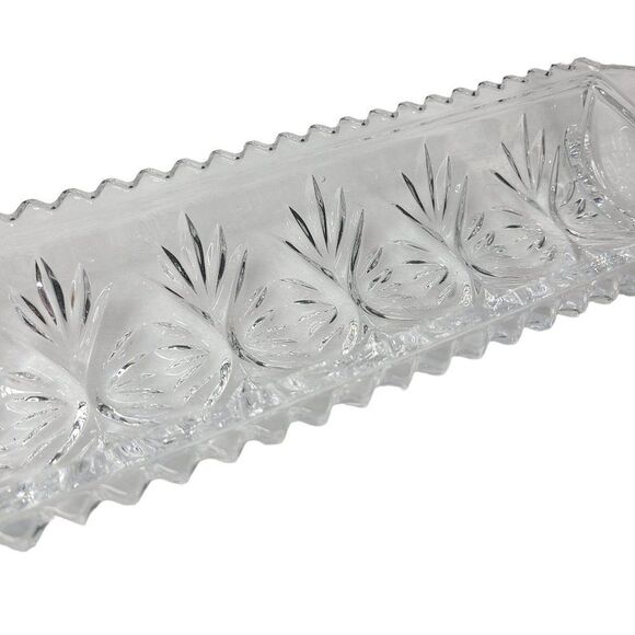 Fifth Ave Dining Serveware, "Portico" 24% Lead Crystal 12in Footed Cracker Tray - Picture 5 of 9